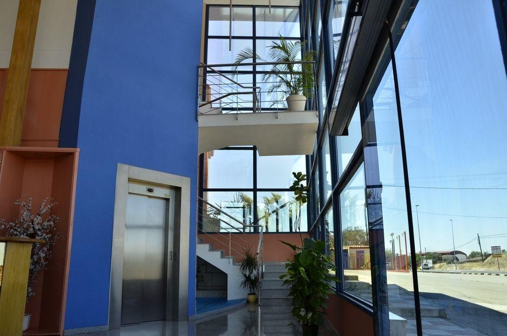 Hotel Los Barruecos By Croma Malpartida de Caceres Exterior photo