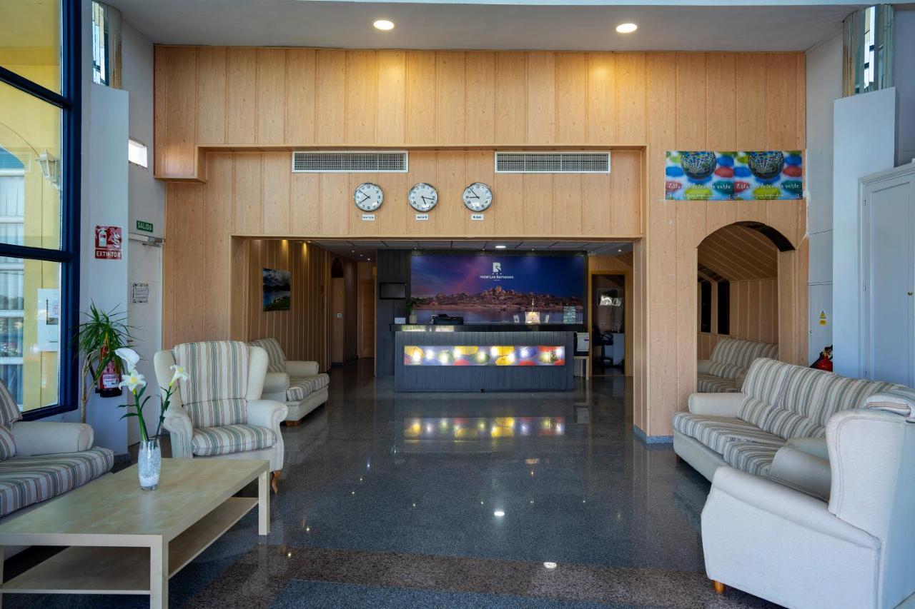 Hotel Los Barruecos By Croma Malpartida de Caceres Exterior photo